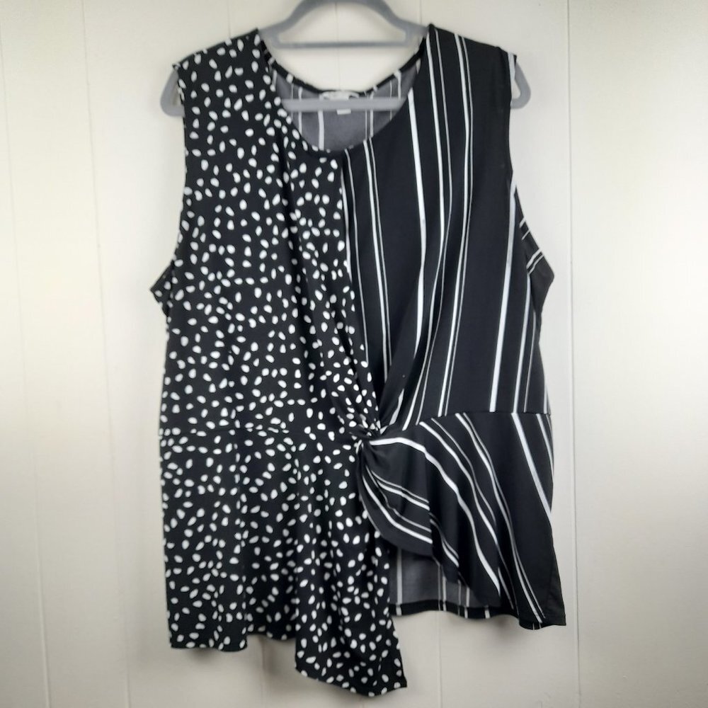 Cato Black and White Sleeveless Blouse